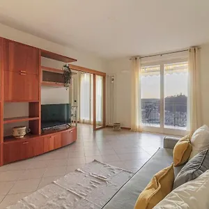 Appartement Bellavista Con Ac E Posto Auto A Brunate, Côme